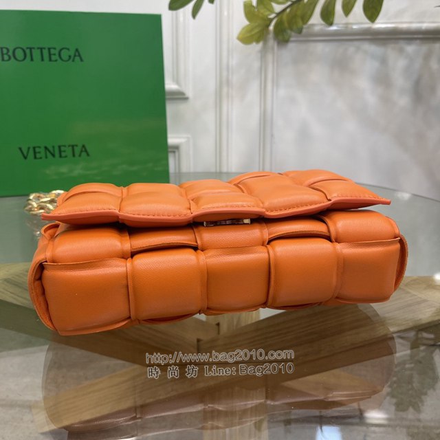 Bottega veneta高端女包 96008橙色 寶緹嘉新款枕頭鏈條包 BV經典款單肩斜挎手提女包  gxz1232